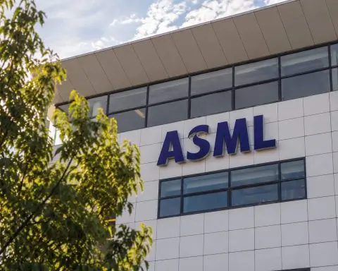 ASML Hits All-Time High, Then Falls in Chip Stock Rout — Eyes on Monday