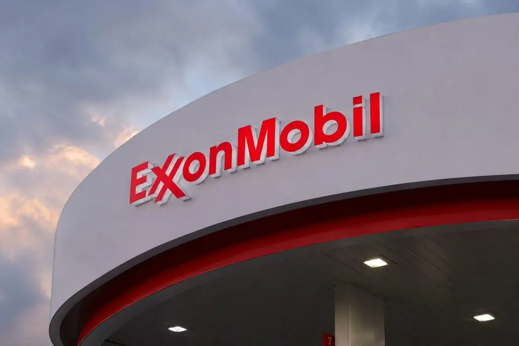 Exxon Mobil Stock Slipped Friday. Why XOM’s Next Move May Come From Oil, Not Earnings