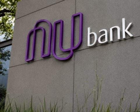 Nu Holdings Announces $1 Billion Buyback, Shares Keep Sliding