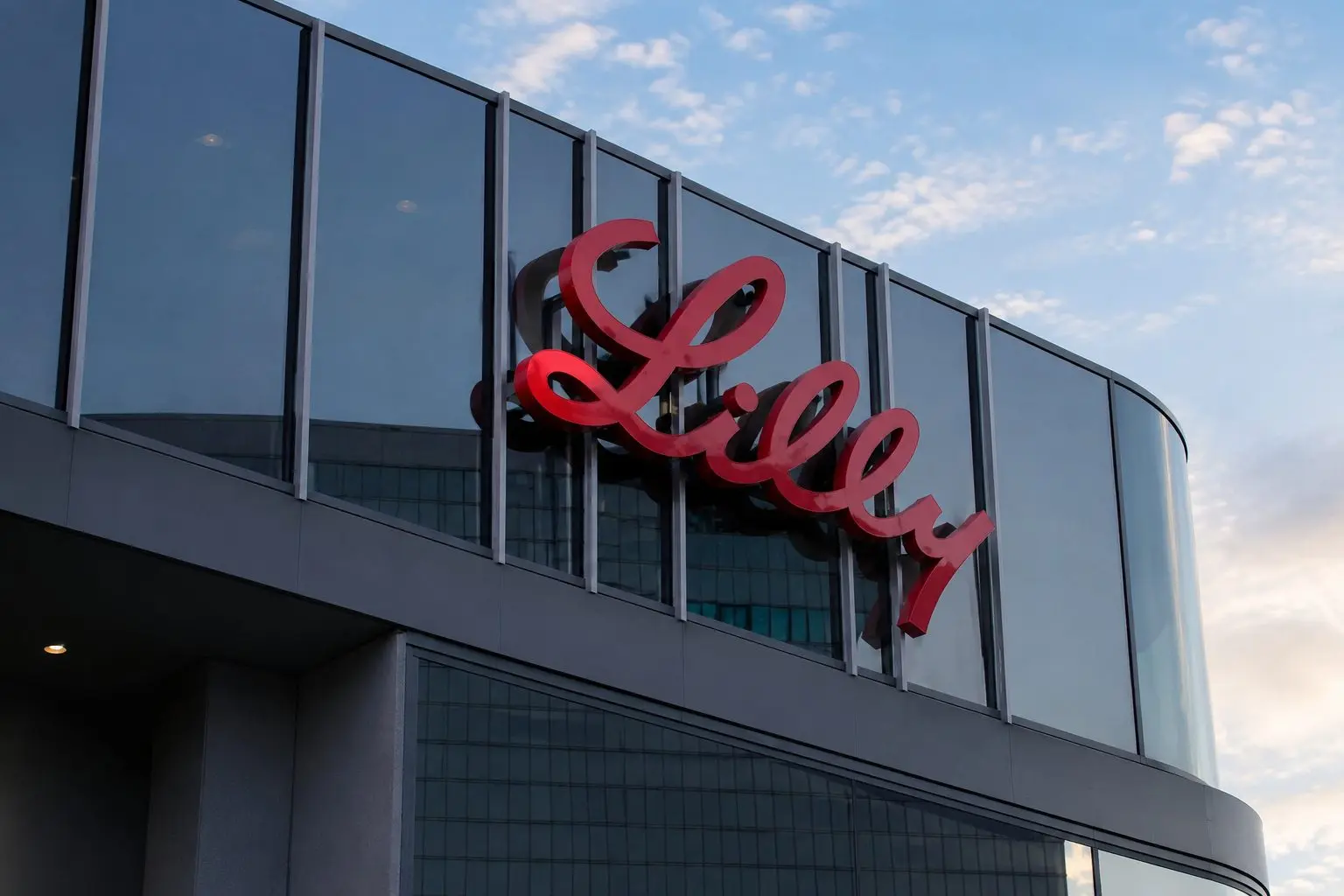 Eli Lilly Stock Sets High Ahead of Monday Data