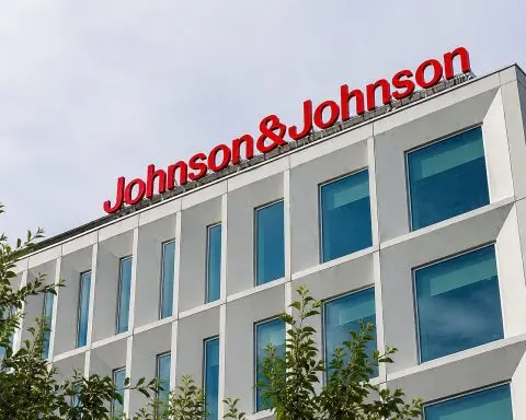 Johnson & Johnson Shares Hold Up in Market Selloff — Looking at What May Shift JNJ Next Week