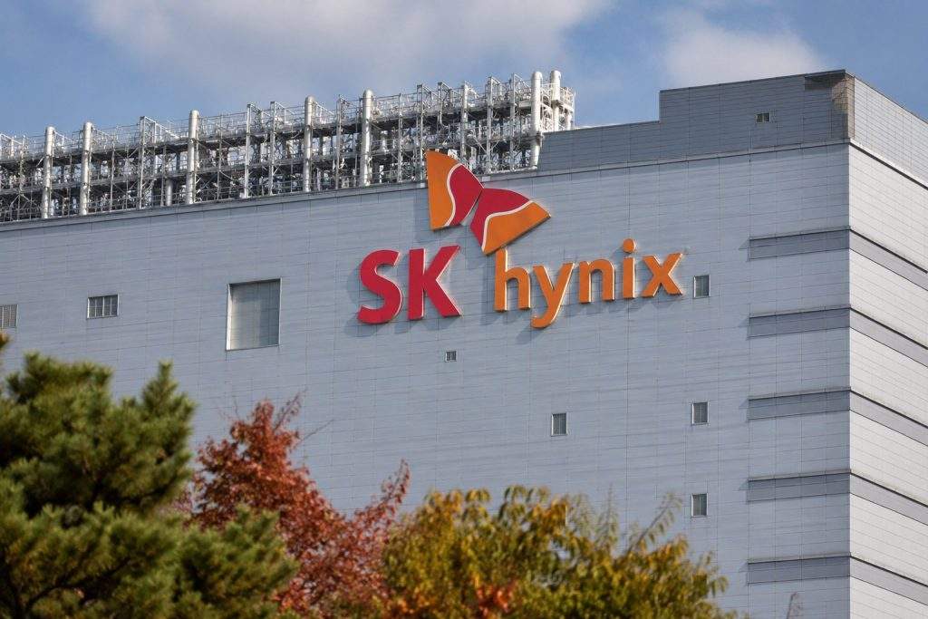 SK Hynix Slips Even After Nvidia Deal as Korean AI Shares Slide