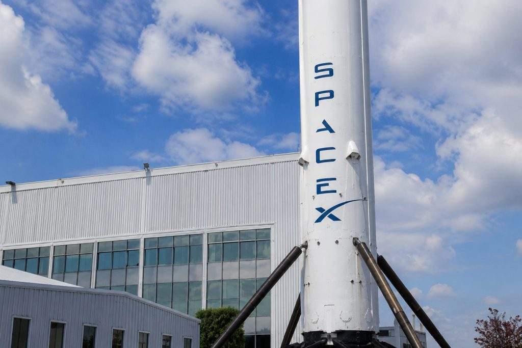 SpaceX Sets IPO at $135, Retail Buzz Ahead of SPCX Nasdaq Debut