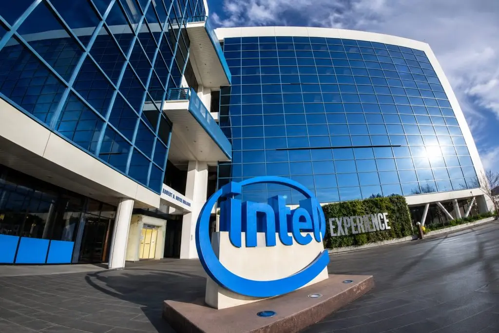 Intel Stock’s Google-Fueled Rally Just Hit a Wall as AI Chip Bets Face a Reality Check