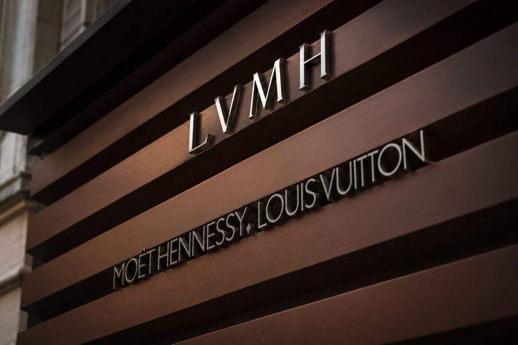 LVMH Drops Following Quick Rally, RBC Still Sees Recovery for Luxury