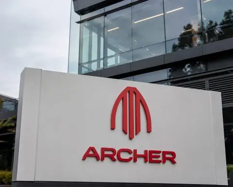 Archer Aviation Stock Falls After ARK Sale as ACHR Bulls Face Fresh eVTOL Test