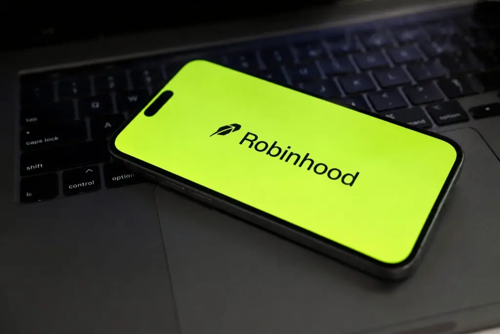 Robinhood Shares Rise After May Trading Figures