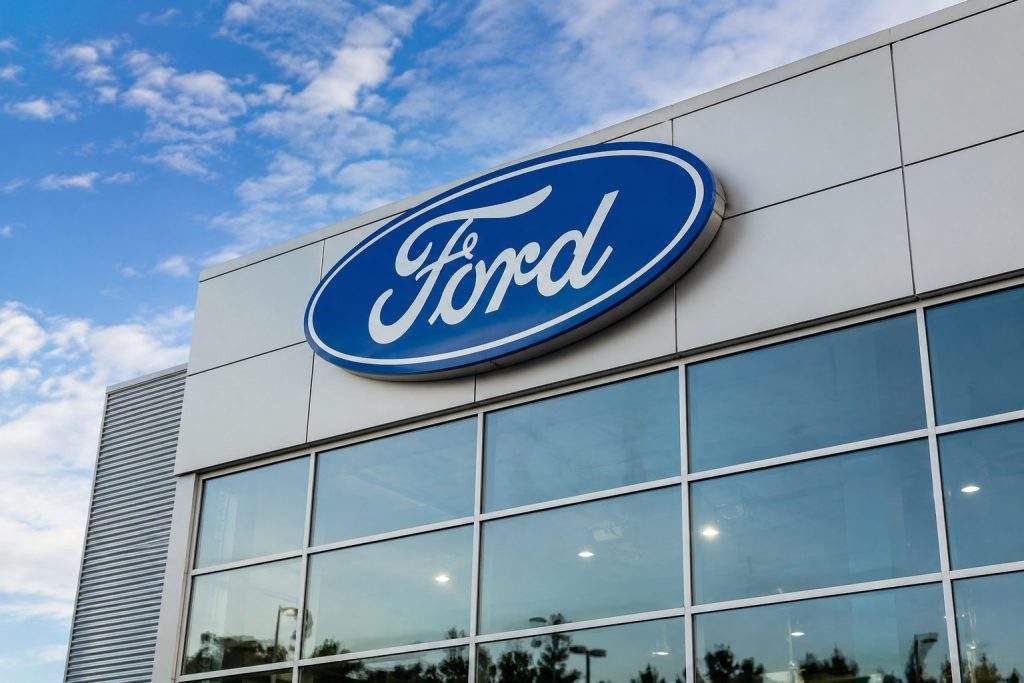Ford Shares Slide as F-150 Aluminum Constraint Eases