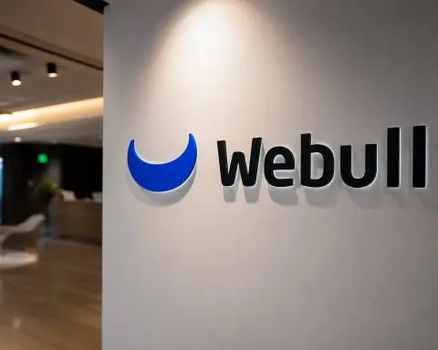 Webull Shares Climb; BULL Call Options Activity Rises as Retail Traders Pile In