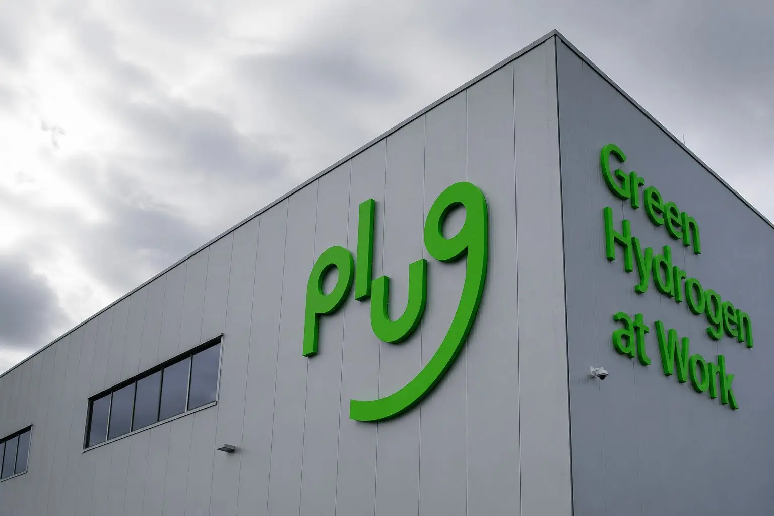 Plug Power Turns Around but Cash Burn Stays in Focus