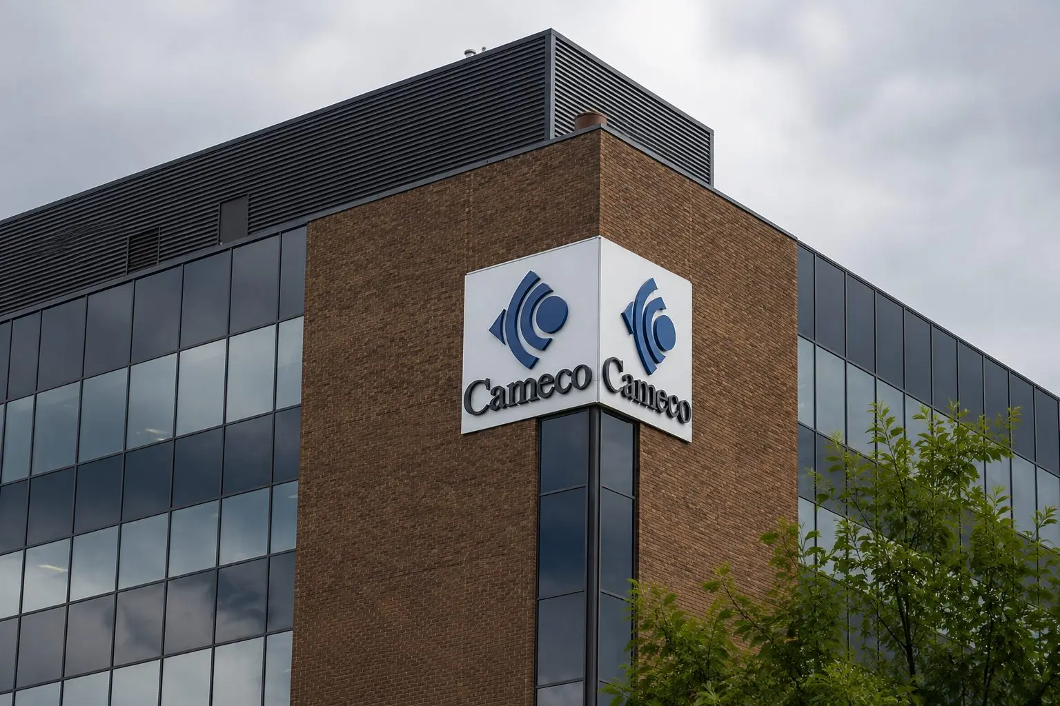 Cameco (CCJ) Drops 7% as Uranium Stocks See Investors Step Back