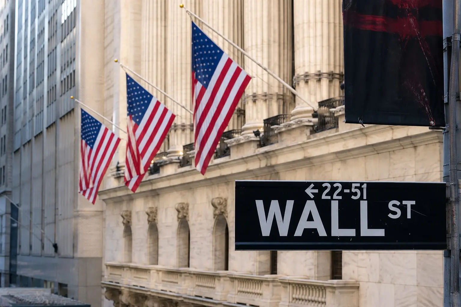 Dow, S&P 500 Futures Tick Up; Oil Slides, SpaceX IPO in Focus
