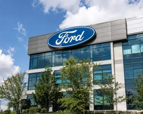 Ford Stock Holds Near $15 as Recall Wave Tests Quality Push and Aluminum Relief Arrives