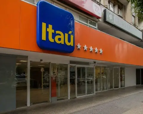 Itaú Unibanco Shares Up After Capital Move, Inflation Figures in Focus