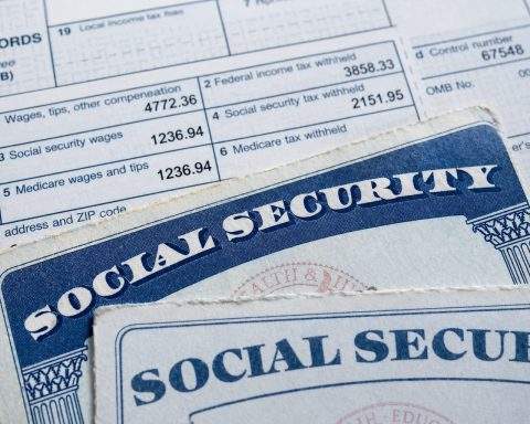 Social Security COLA 2027 Estimate Ticks Up as Retirees Look at $77 More per Month