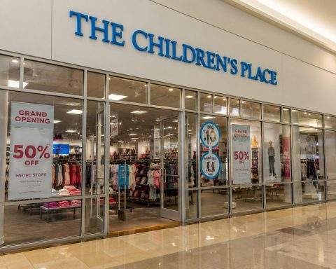 Children’s Place Falls After Q1 Loss Grows
