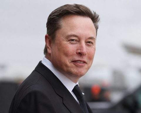 SpaceX IPO Makes Musk a Trillionaire While Space Shares Fall