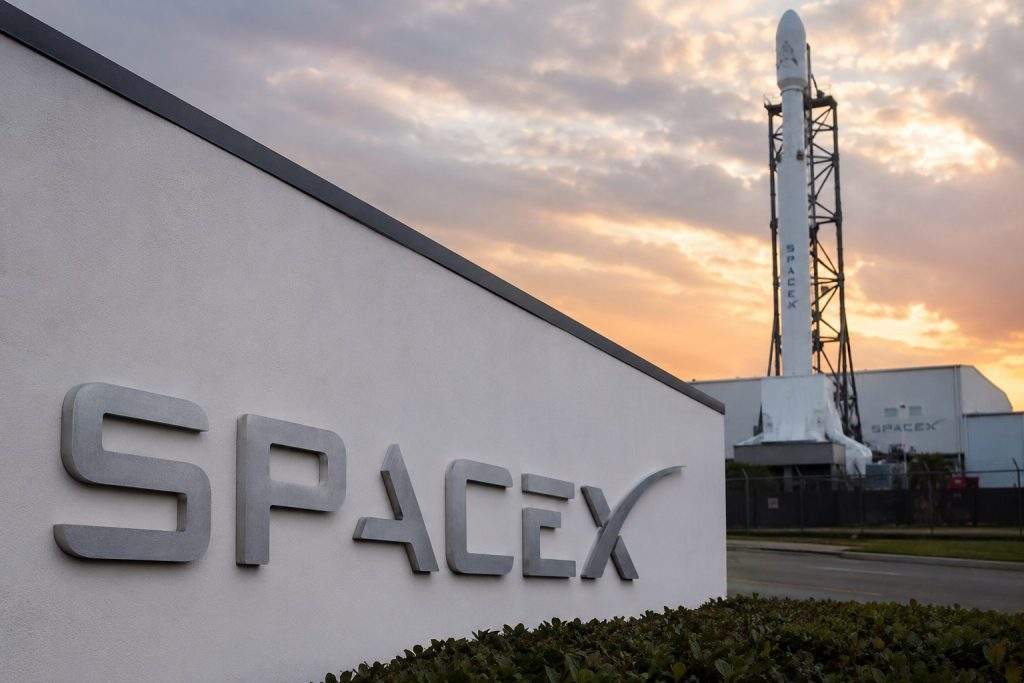 SpaceX Stock Faces Investor Divide as IPO Surge Raises Doubts About Doubling by 2027
