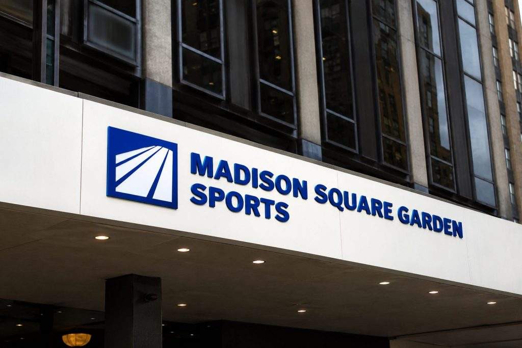 MSGS Stock Eyes Monday After Knicks Clinch NBA Title, Investors Watching Spin-Off