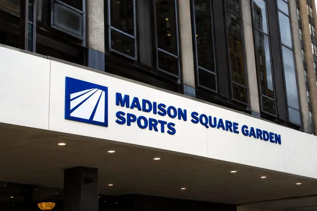 MSGS Stock Eyes Monday After Knicks Clinch NBA Title, Investors Watching Spin-Off