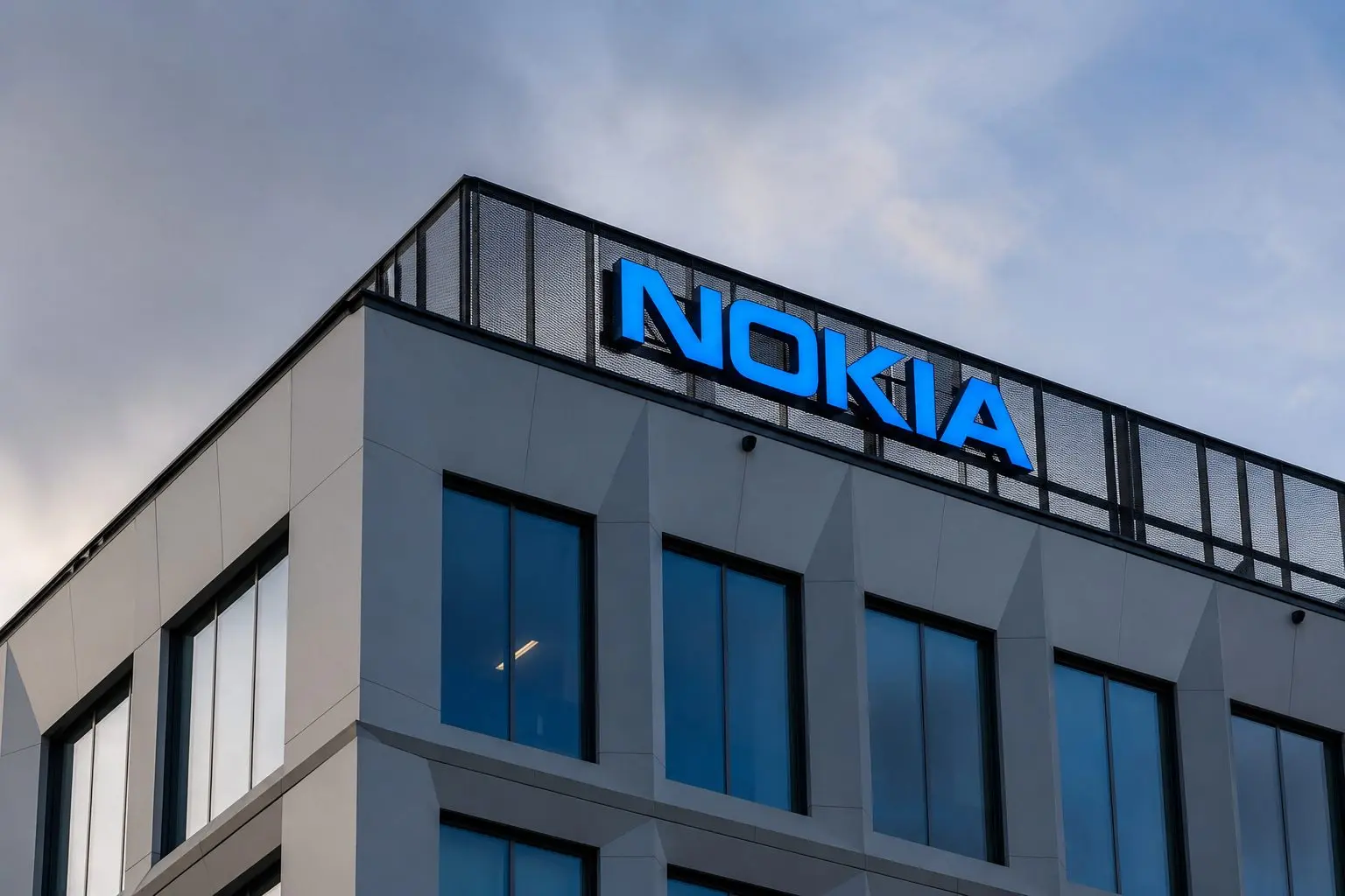 Nokia shares rise on Wall Street push for AI optical network plan