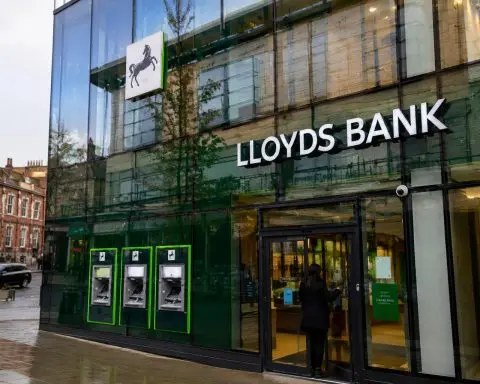 Lloyds shares climb 4% with Bank of England decision and July strategy update on investors’ radar