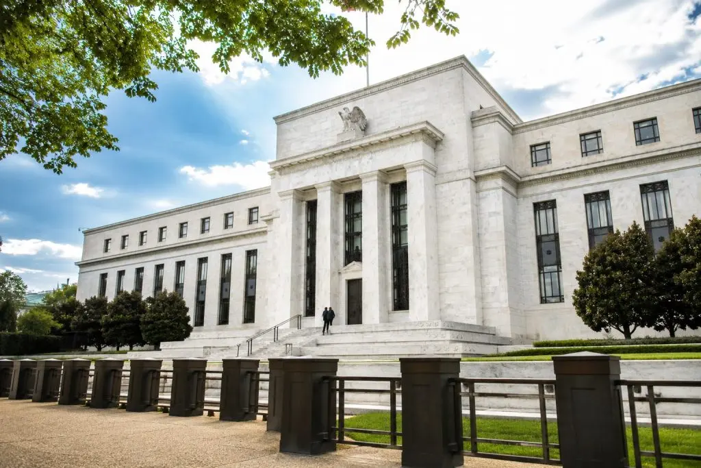 Stocks Climb as Rate-Hike Odds Ease Ahead of Warsh’s Fed Debut