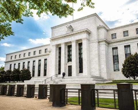 Stocks Climb as Rate-Hike Odds Ease Ahead of Warsh’s Fed Debut
