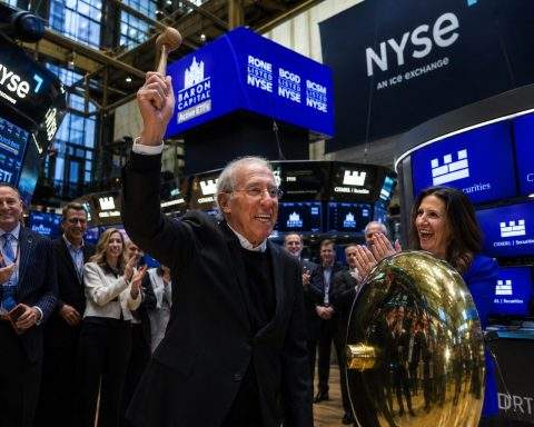 Musk’s Historic IPO Pushes Up Ron Baron’s $30 Trillion SpaceX Stake