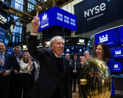 Musk’s Historic IPO Pushes Up Ron Baron’s $30 Trillion SpaceX Stake
