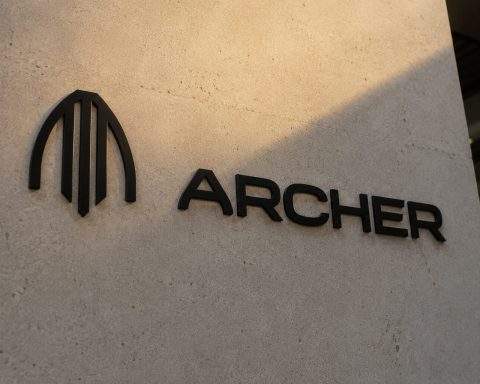 Archer Aviation Stock Jumps 9% as Air-Taxi Rally Puts FAA Catalyst Back in Focus