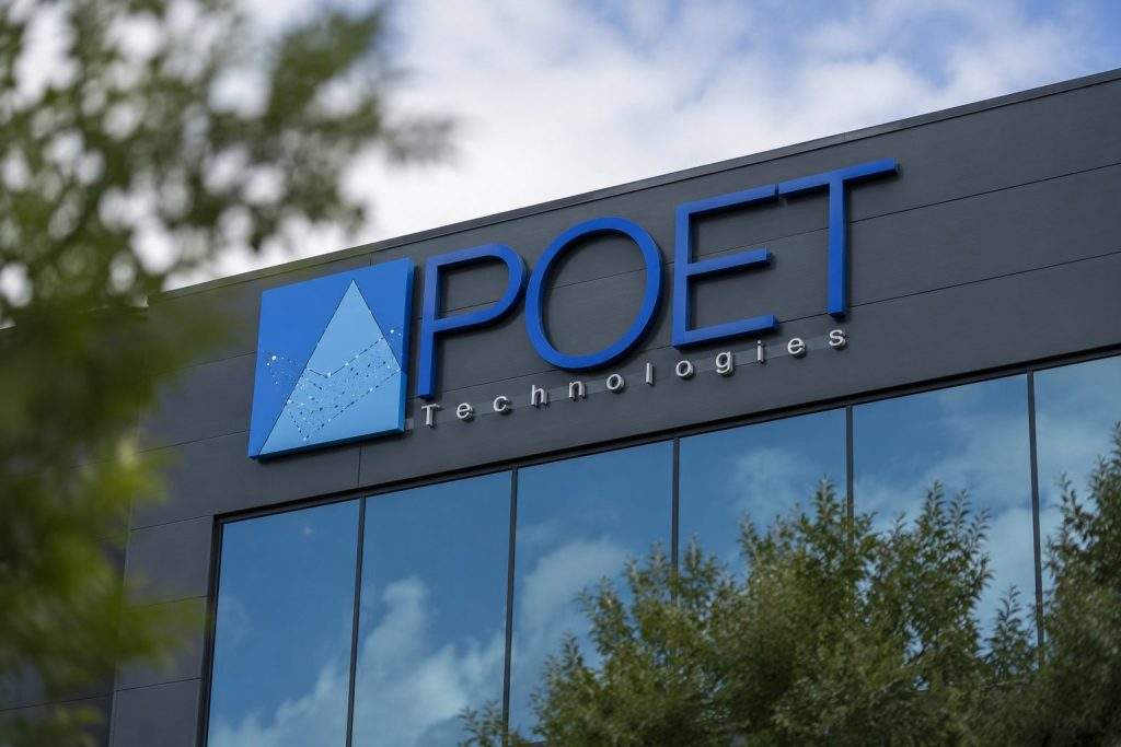 POET Technologies Rises While Market Weighs AI Photonics Hopes Against Valuation