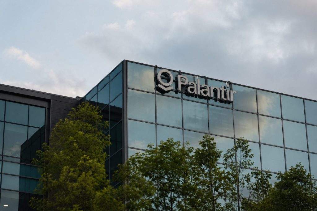 Palantir Faces AI Trader Test as Stock Rally Draws Bulls