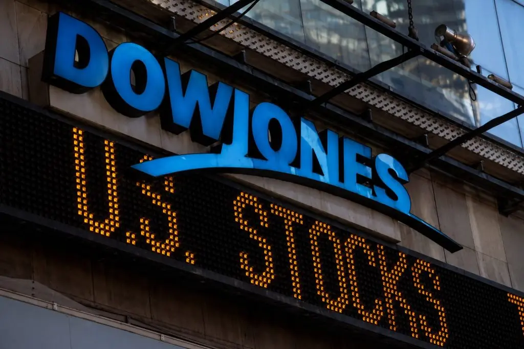 Dow climbs past 52,000 as banks, industrials help counter tech weakness