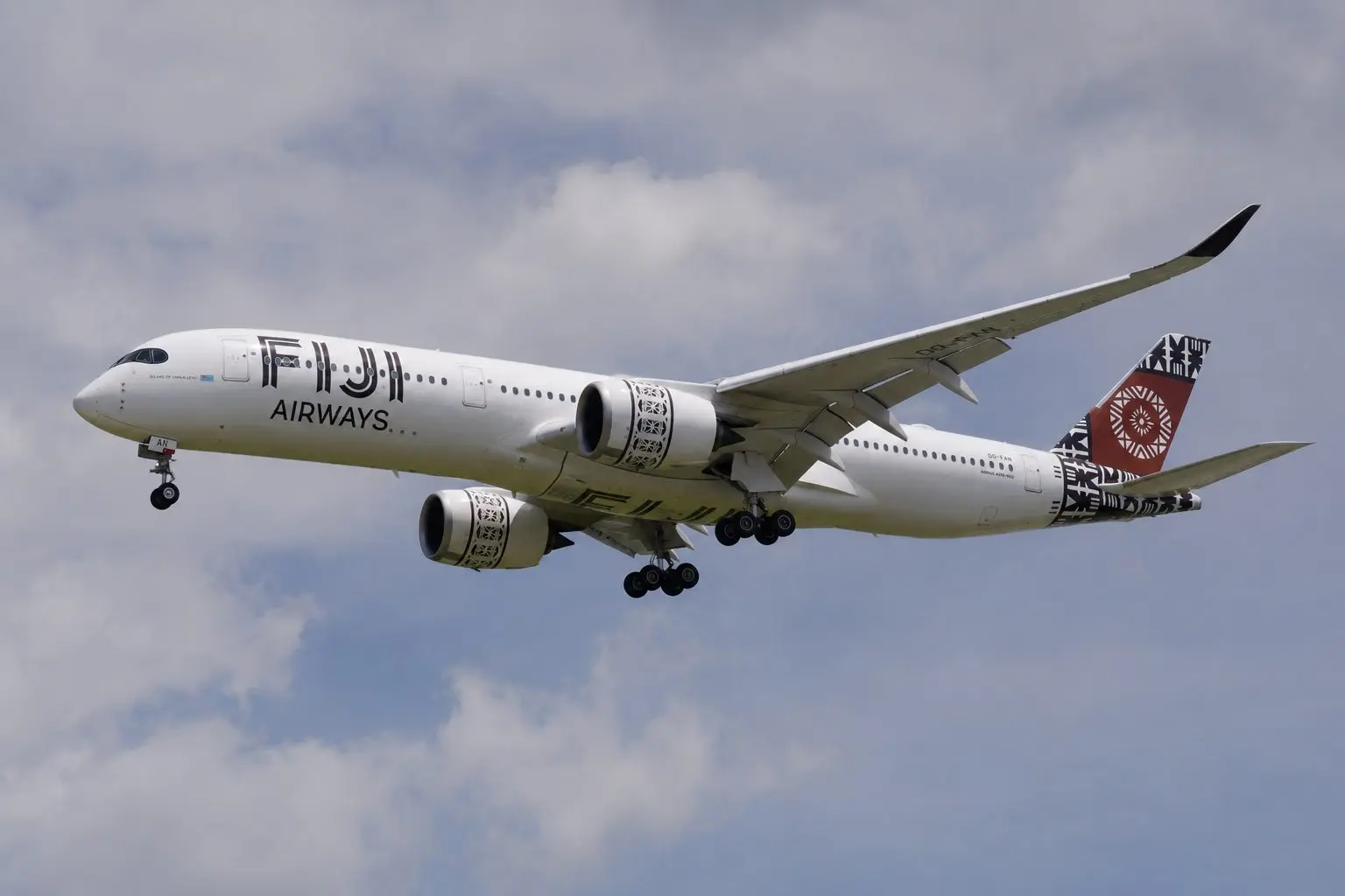 Fiji Tourism Surge Faces Sharper Question: Who Gains From the Money?