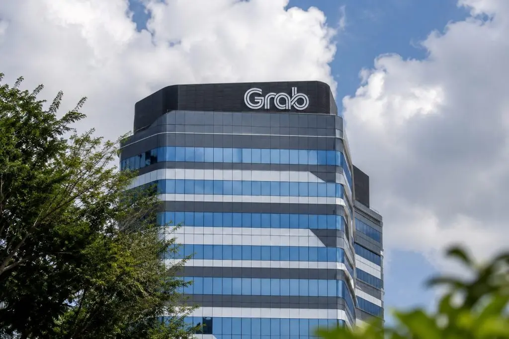 Grab Stock Bounces While Nasdaq Sags—What Traders Are Waiting For Next