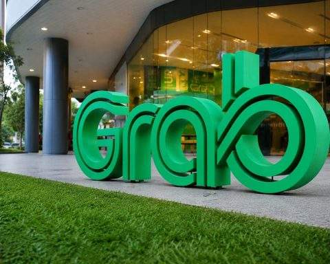 Grab climbs in holiday week with focus on Superbank, Taiwan agreement
