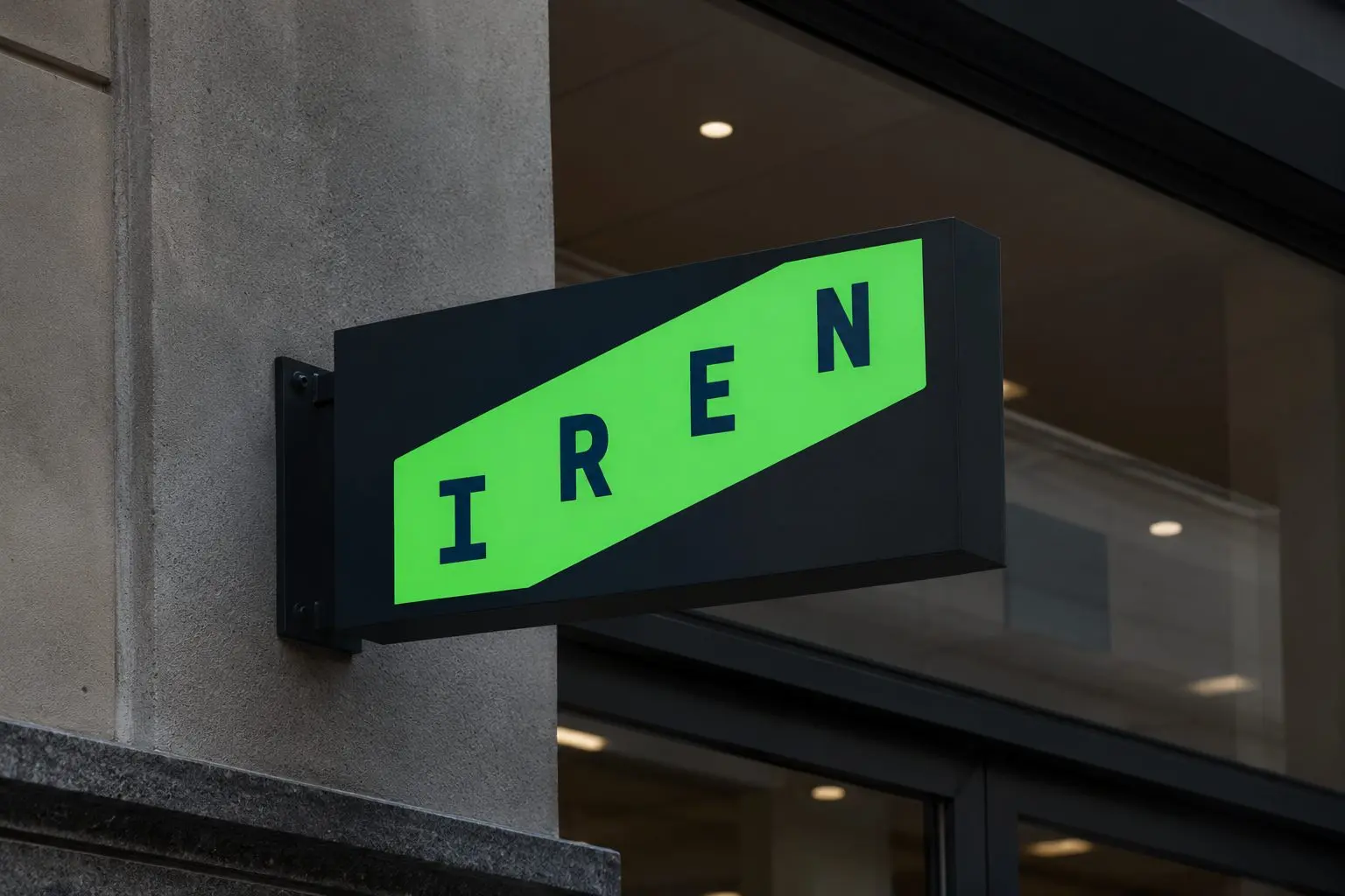 IREN Up Early as 800MW AI Campus in Australia Heats Up Power Race