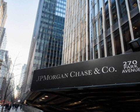JPMorgan CEO search focuses on two divisions behind 85% of Q1 net