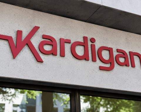 Kardigan pops in first Nasdaq trading after $400 million IPO