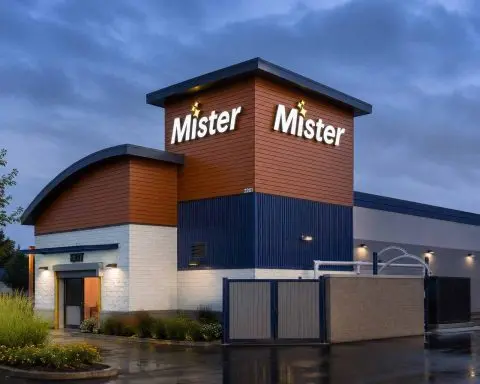 Mister Car Wash Seen at $7.10 After Nasdaq Delisting, MCW Now Off the Board
