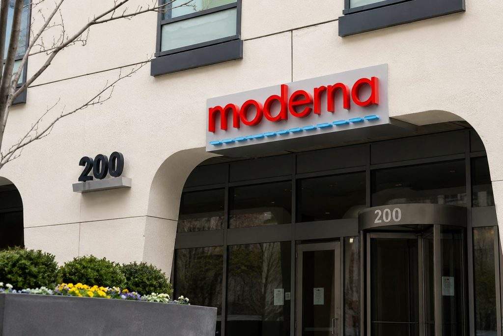 Moderna Gains Almost 8% With Nasdaq Recovery; Cancer Vaccine Pipeline Still a Key Focus