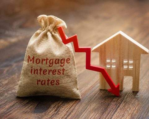 Mortgage Rates Dip Slightly But Main Hurdle Remains