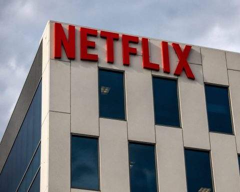 Netflix’s $3 billion ad goal meets $272 billion stock loss