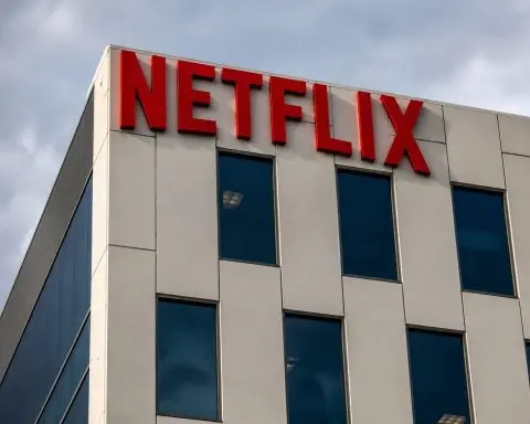 Netflix’s $3 billion ad goal meets $272 billion stock loss