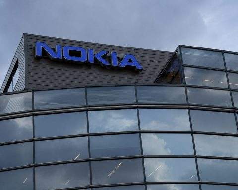 Nokia falls as AI trade cools, investors eye July update