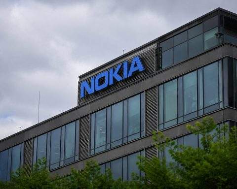 Nokia flat in Helsinki as AI-driven gains pause with traders weighing value