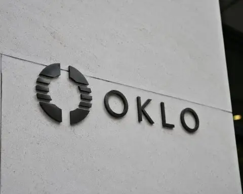 Oklo rises for the week after Centrus fuel agreement draws attention to nuclear supply concerns
