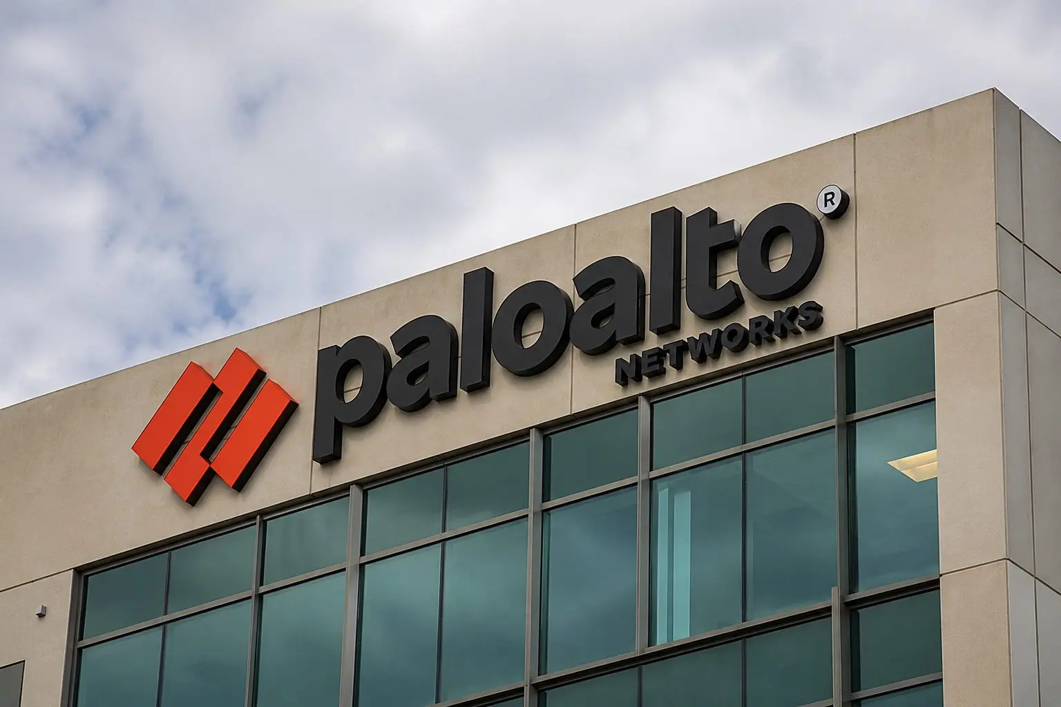 Palo Alto shares jump after company raises guidance on AI cybersecurity demand