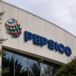 PepsiCo (NASDAQ:PEP) starts holiday week as target cuts hit defensive trade